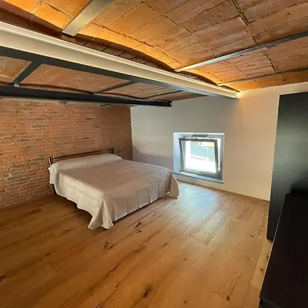 Loft Industrial Apartment *